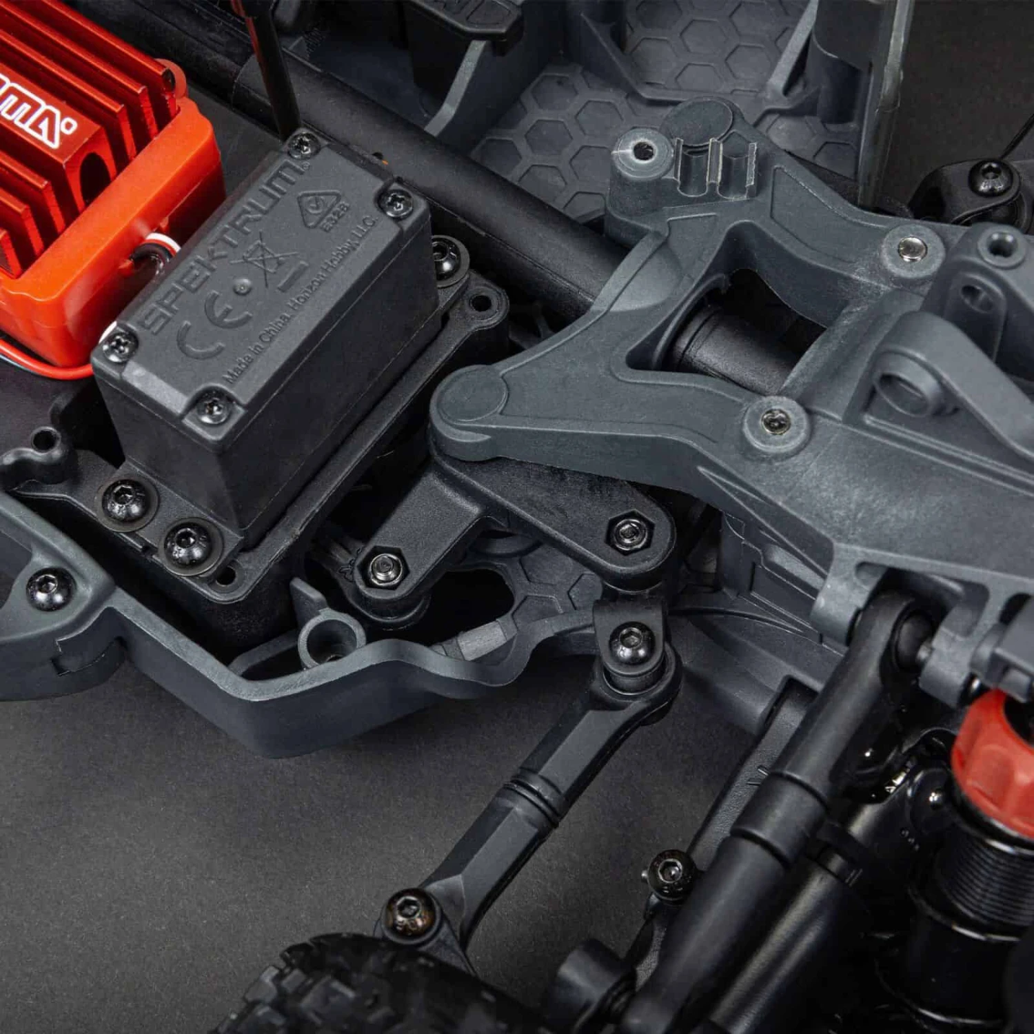 Arrma Infraction 4X4 Mega 1/8 Resto-Mod Truck RTR, Red/Blue 8 Arrma Infraction 4X4 Mega 1/8 Resto-Mod Truck RTR, Red/Blue - Image 6