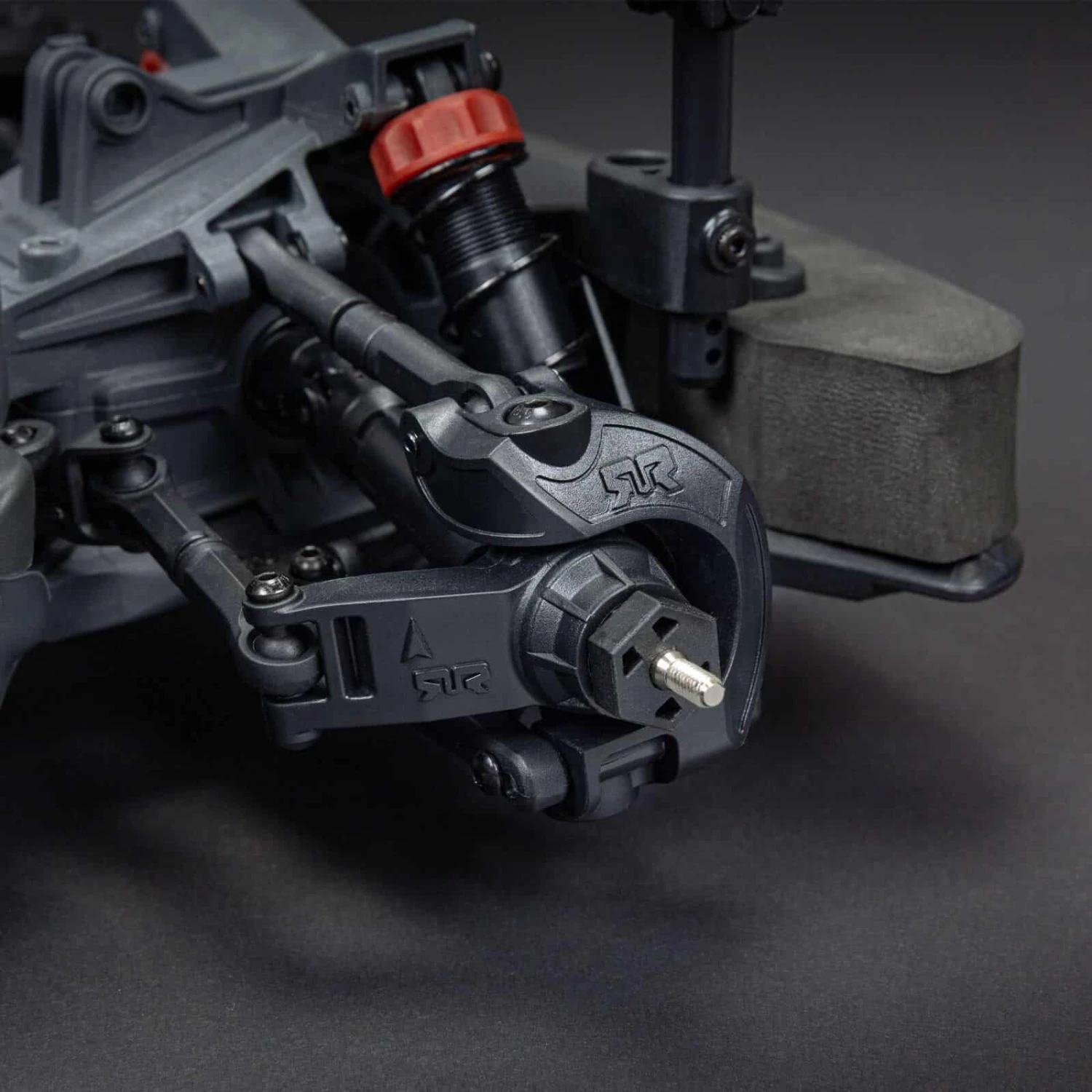 Arrma Infraction 4X4 Mega 1/8 Resto-Mod Truck RTR, Red/Blue 7 Arrma Infraction 4X4 Mega 1/8 Resto-Mod Truck RTR, Red/Blue - Image 5